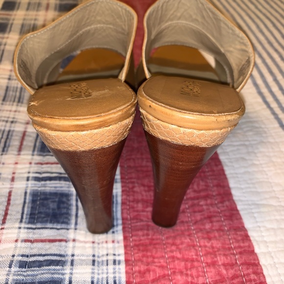 Michael Kors Tan Leather Sandals Size 11 Medium - Picture 4 of 8